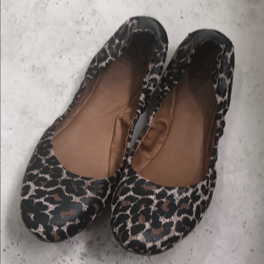 Lucky Brand leopard print ballet flats. Size 9